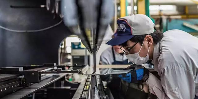 传承与革新 日本菊川工业株式会社的匠人精神与现代技术融合之道
